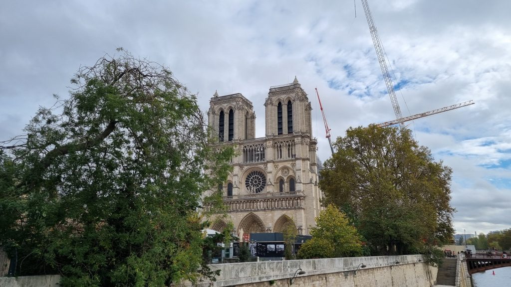 Notre-Dame de Paris view